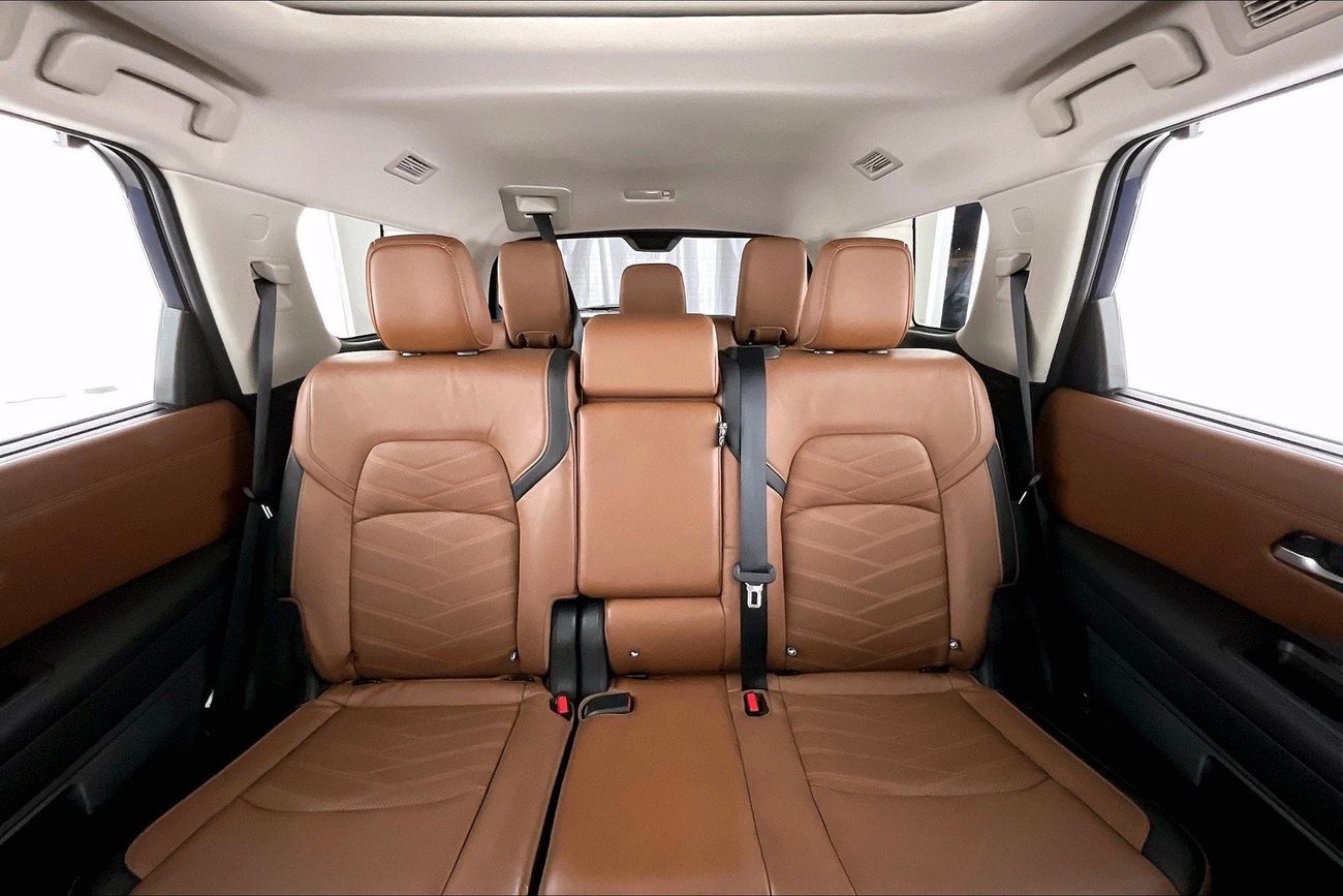 نيسان باثفايندر SL | عرض العيد الحصري | خالية من أضرار الفيضانات