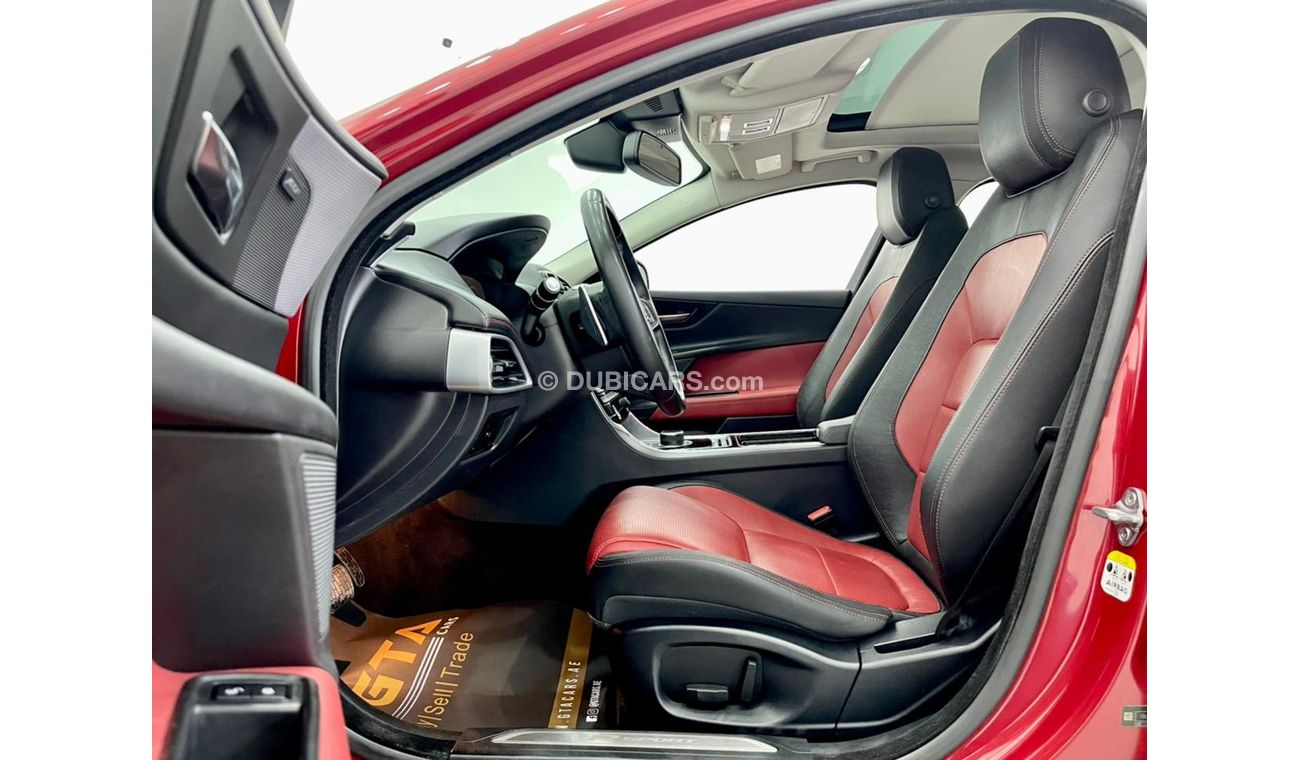 Jaguar XE Pure 2018 Jaguar XE, Full Jaguar Service History, Warranty, Low Kms, GCC