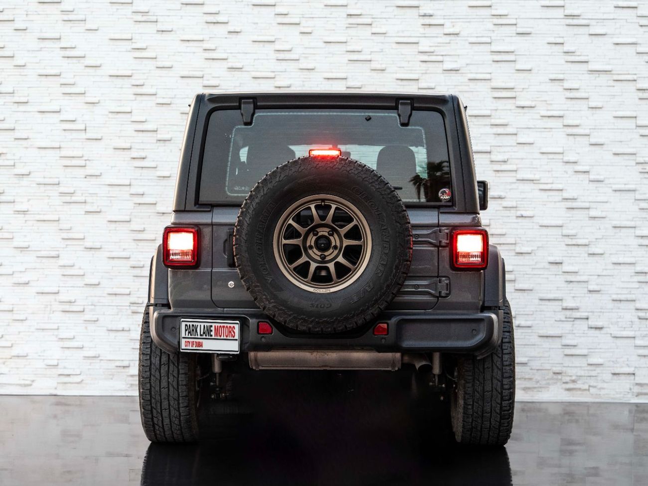 Jeep Wrangler Sport S 3.6L A/T