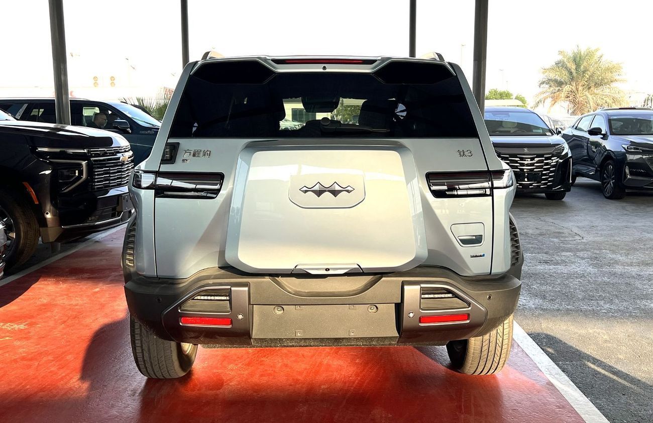 بي واي دي ليوبارد تيتانيوم 3 Titanium 3 4x2 2025 (EXPORT ONLY)