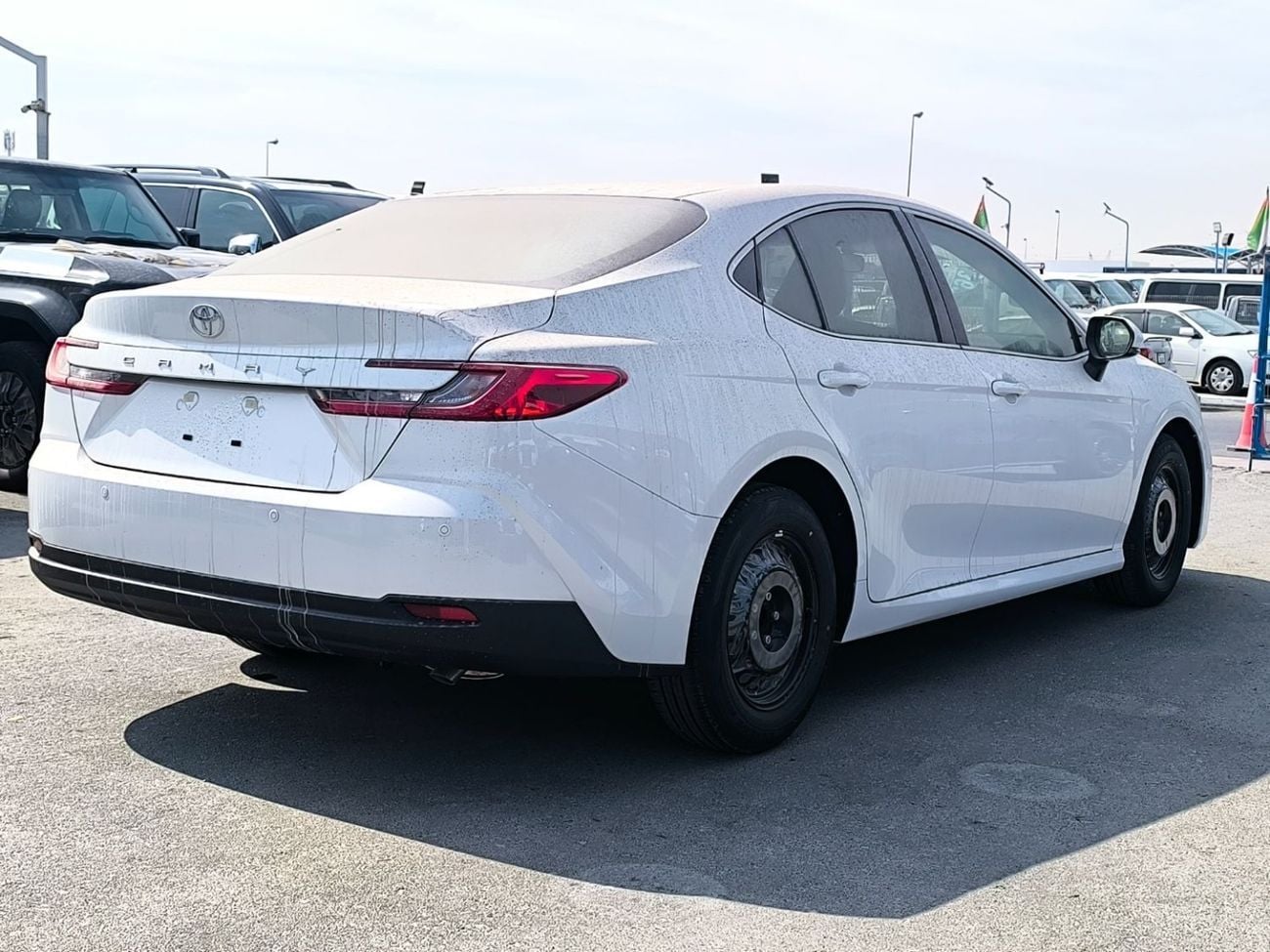 تويوتا كامري E 2.5L CAMRY 2.5L STANDER