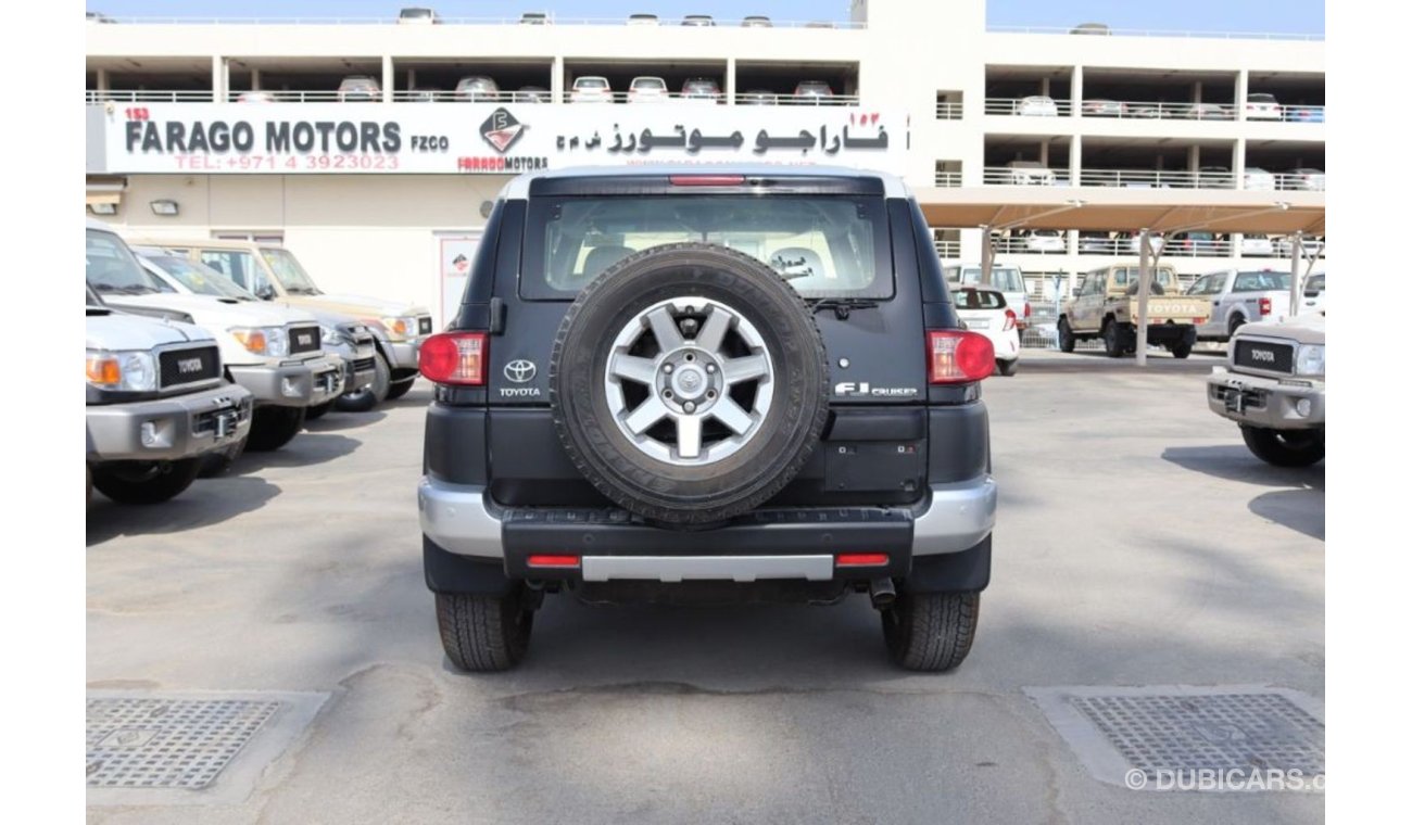 Toyota FJ Cruiser 4.0 GXR DIFF LOCK