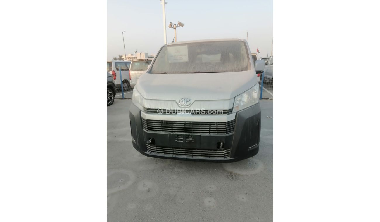 Toyota Hiace 2.8 L diesel  Cargo van