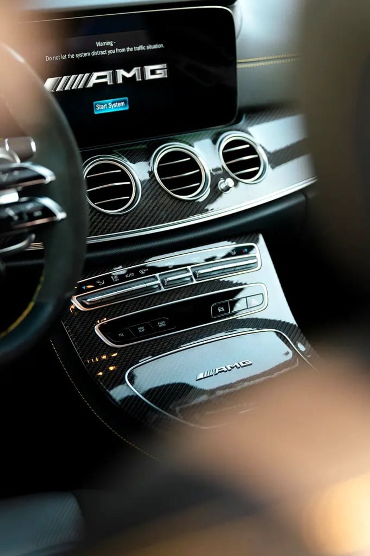 Mercedes Benz E63 AMG Mercedes E 63s AMG Carbon Fibre Package Japanese Specs