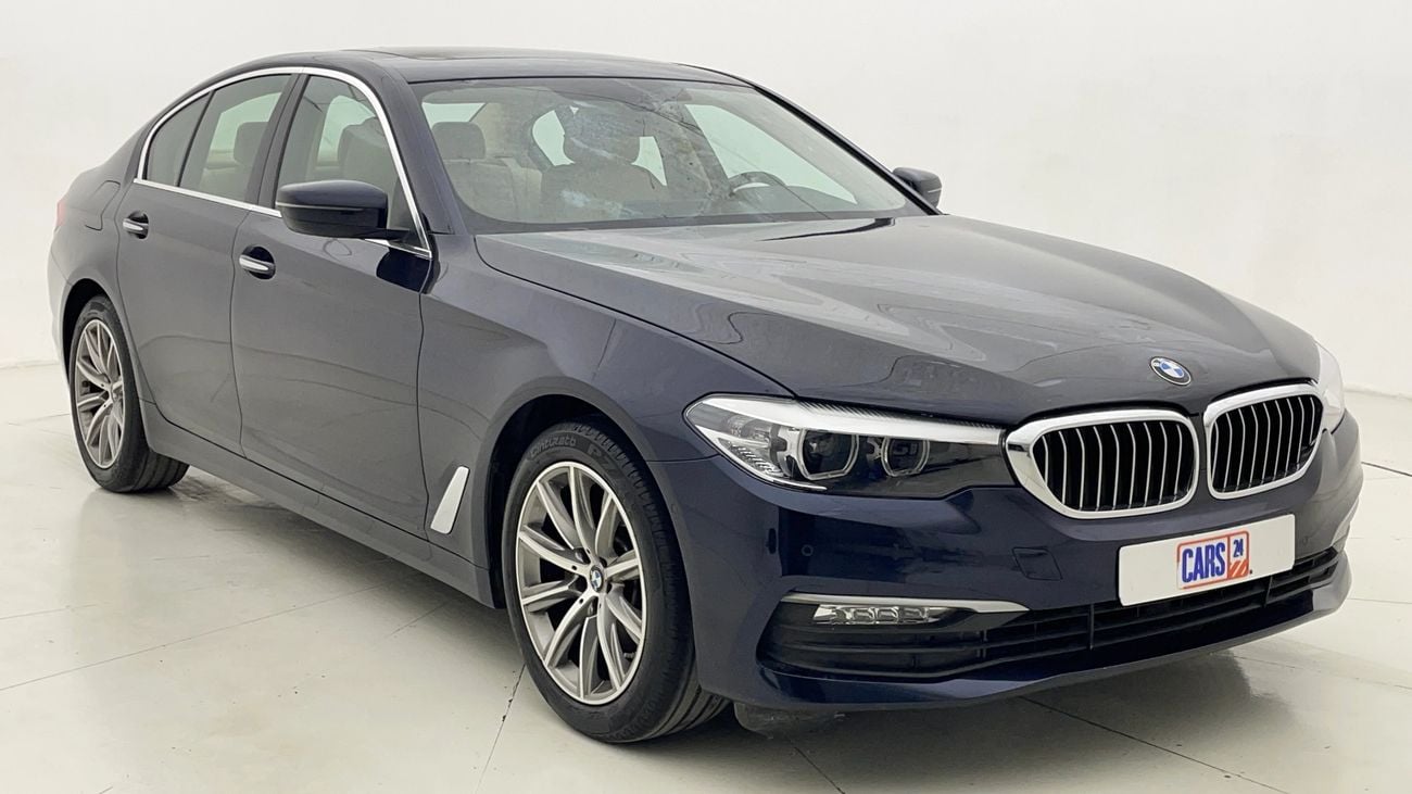 BMW 520i EXCLUSIVE 2 | Zero Down Payment | Home Test Drive
