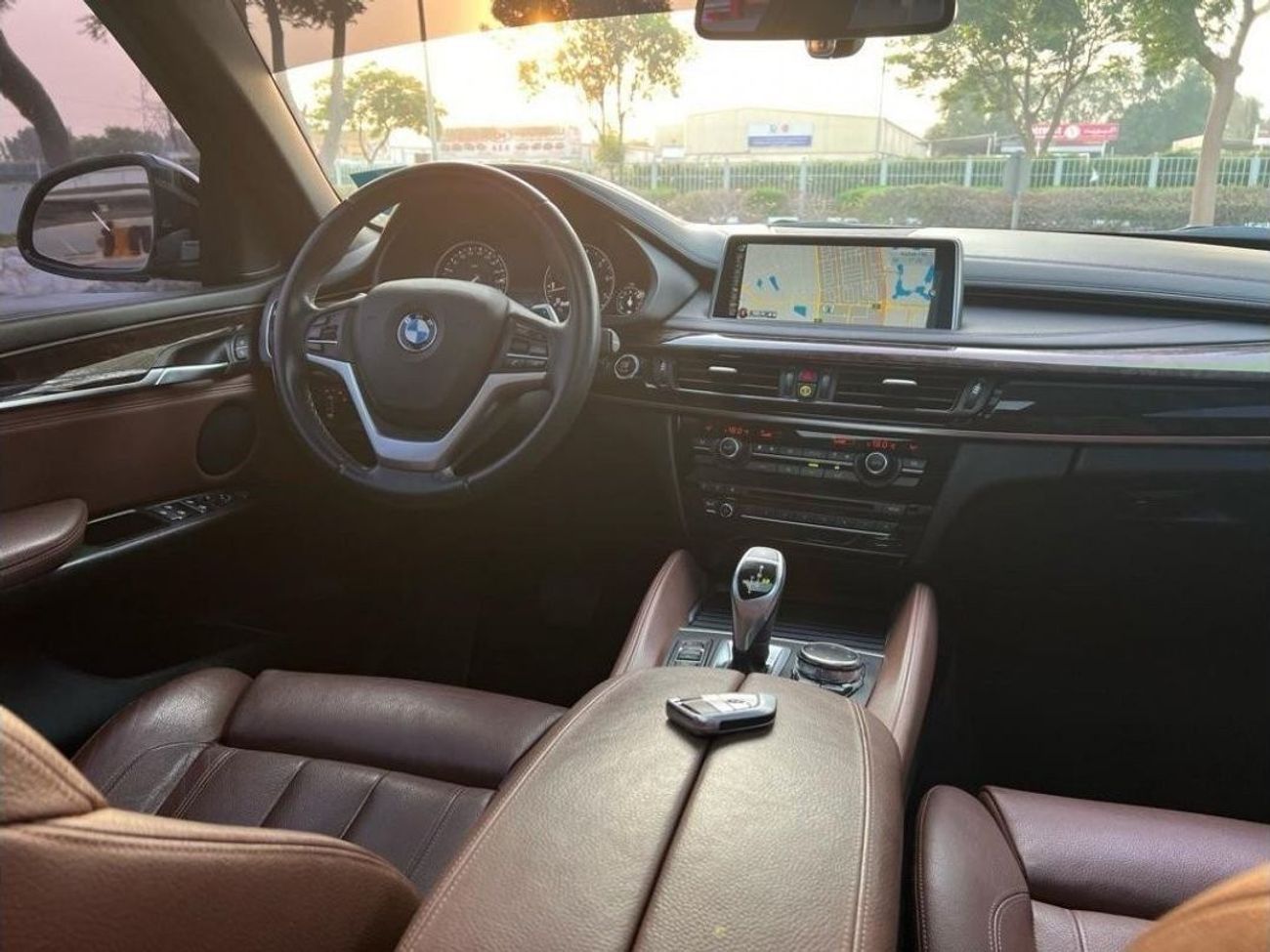 بي أم دبليو X6 50i لاكجري