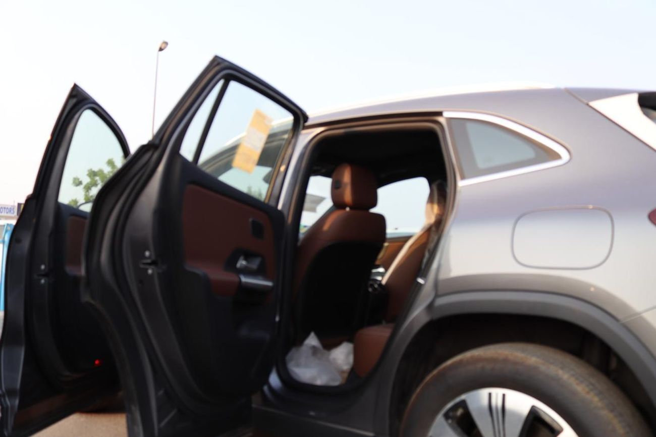 Mercedes-Benz EQA 250 SUV