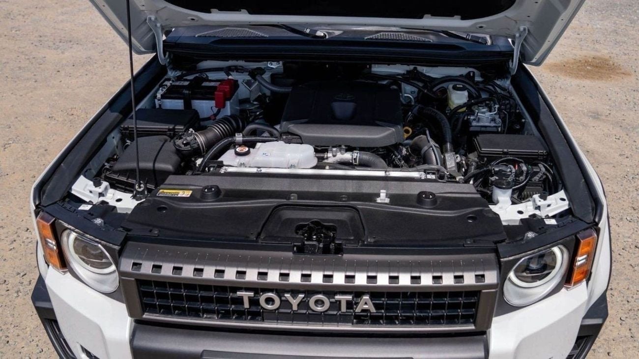 تويوتا برادو TOYOTA PRADO 250 2.8D AT FIRST EDITION MY2025 – BLUE & GREY ROOF