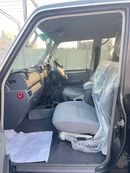 تويوتا لاند كروزر بيك آب RIGHT HAND DRIVE 4.5 1 VD ONLY FOR EXPORT