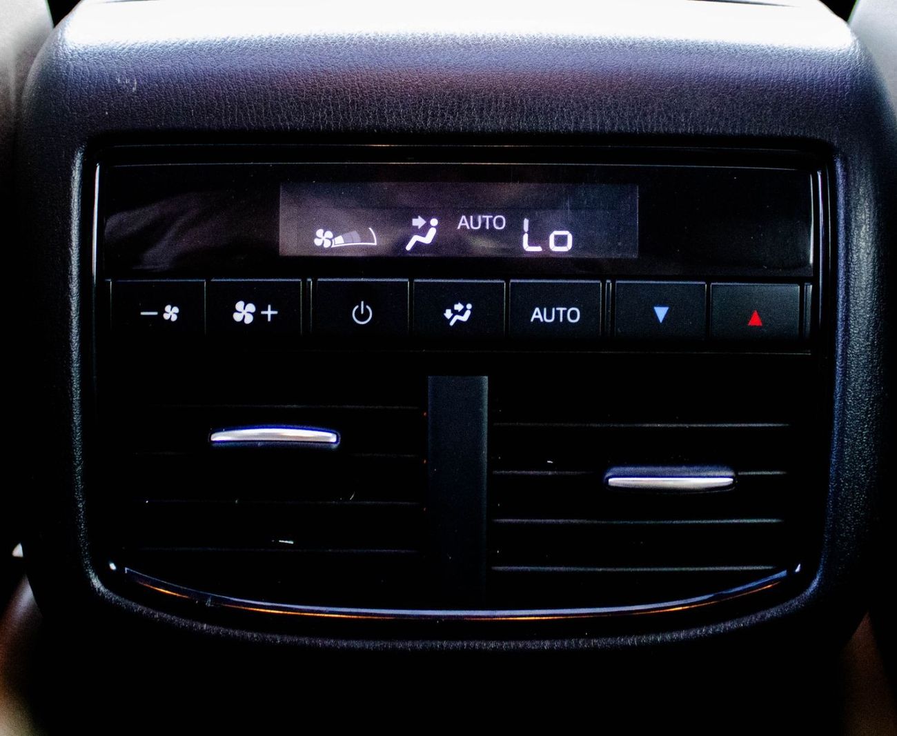 مازدا CX9 مازدا CX-9 GTX (TC) موديل 2019، سيارة دفع رباعي بخمسة أبواب، محرك بنزين 4 سلندر سعة 2.5 لتر، ناقل حر