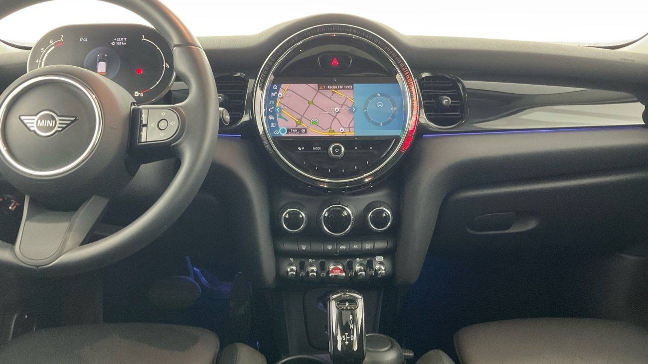 Mini Cooper 1.5 COOPER AUTO | Guaranteed Warranty | 0 Down Payment
