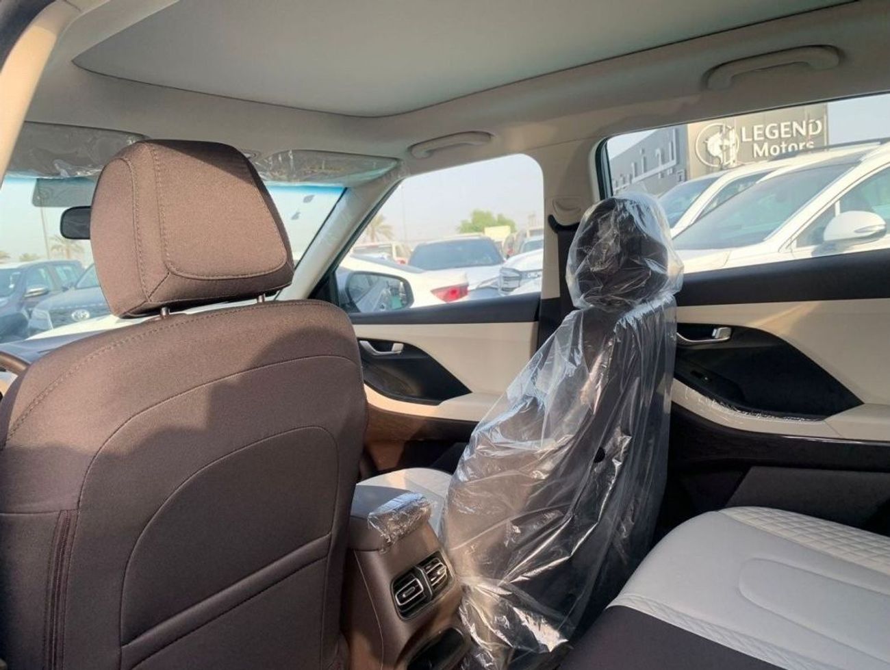 Hyundai Creta 1.5 TURBO WITH SUNFOOF