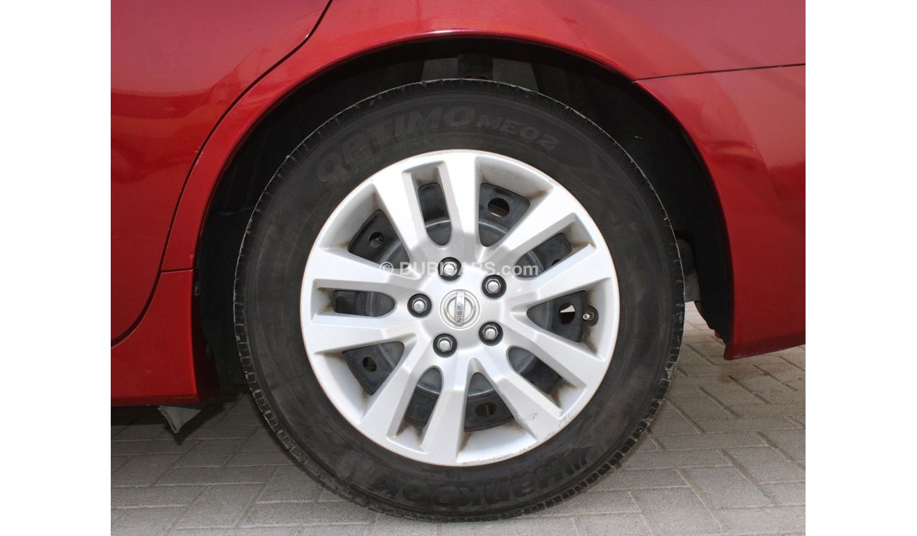 Nissan Altima S NISSAN ALTIMA 2017 RED GCC 2.5L EXCELLENT CONDITION WITHOUT ACCIDENT