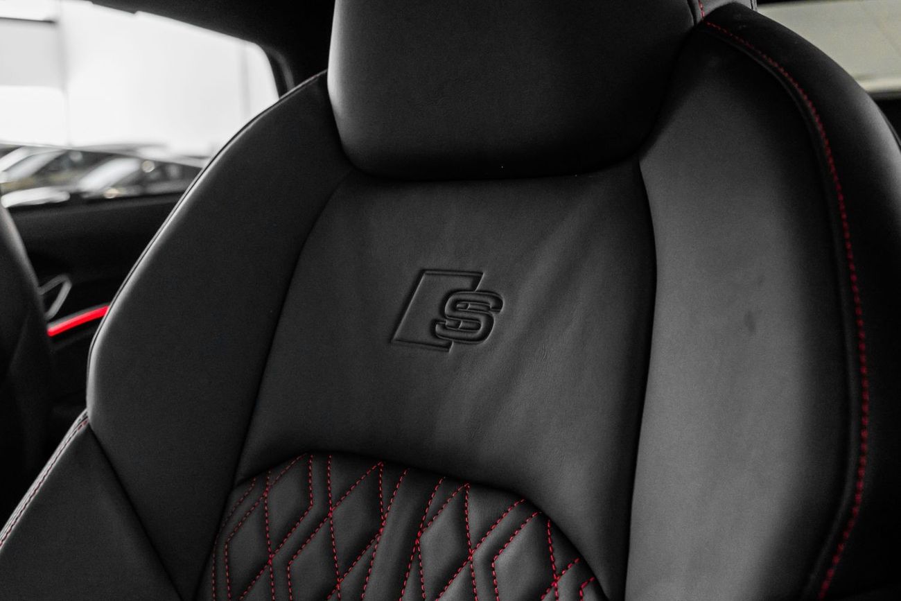 Audi Q8 etron 55 quattro Advanced