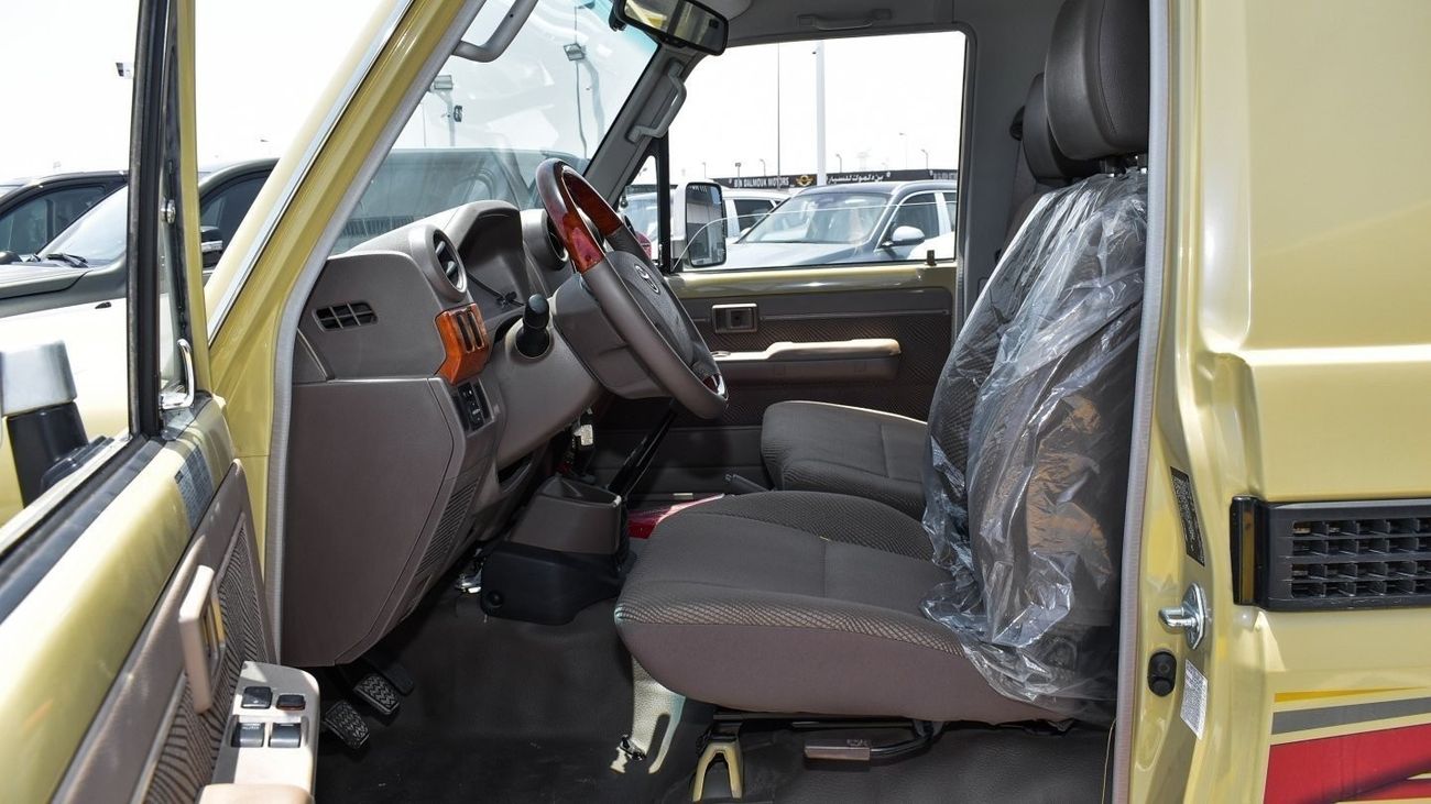 تويوتا لاند كروزر بيك آب TOYOTA LAND CRUISER PICK-UP 4.0L V6 PETROL 2022