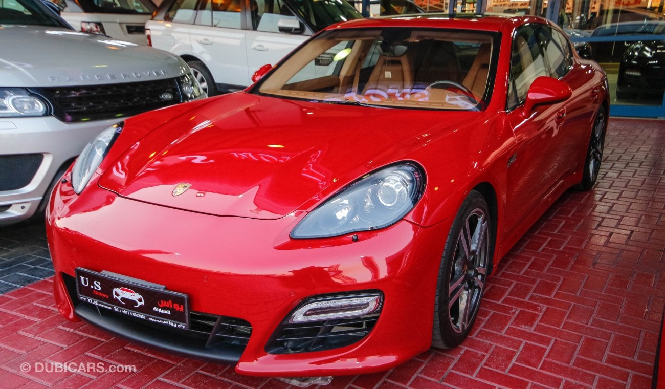 Porsche Panamera GTS