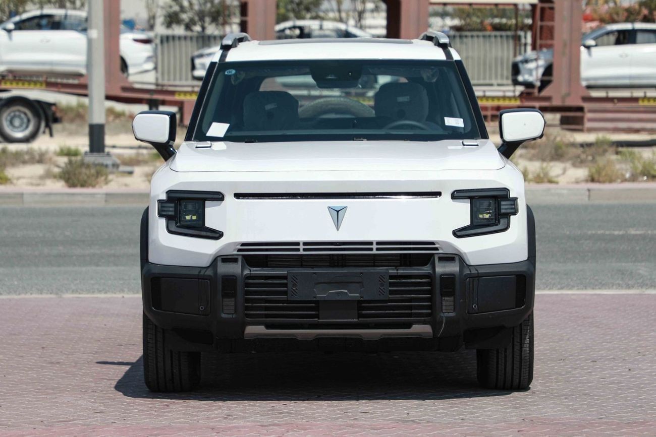 Changan Deepal G318 2024 Changan Deepal G318 Comfort - Plug-in Hybrid - White inside Black