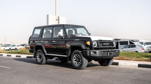 تويوتا لاند كروزر 70 HT VXR 2026 Toyota Land Cruiser LC76 2.8L AT Diesel (Black-Brown)