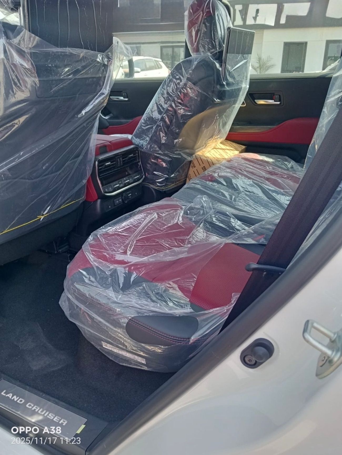 تويوتا لاند كروزر Toyota Land Cruiser LC300 GR Sport 3.5L 2025 Full With soft doors