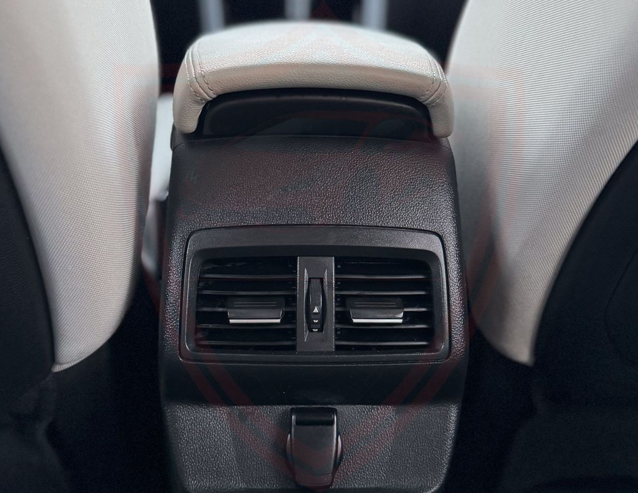 رينو كوليوس رينو كوليوس | ٢.٥ لتر | 2021 | خليجي | خالية من الحوادث | بحالة ممتازة | ٧١٨ شهرياً