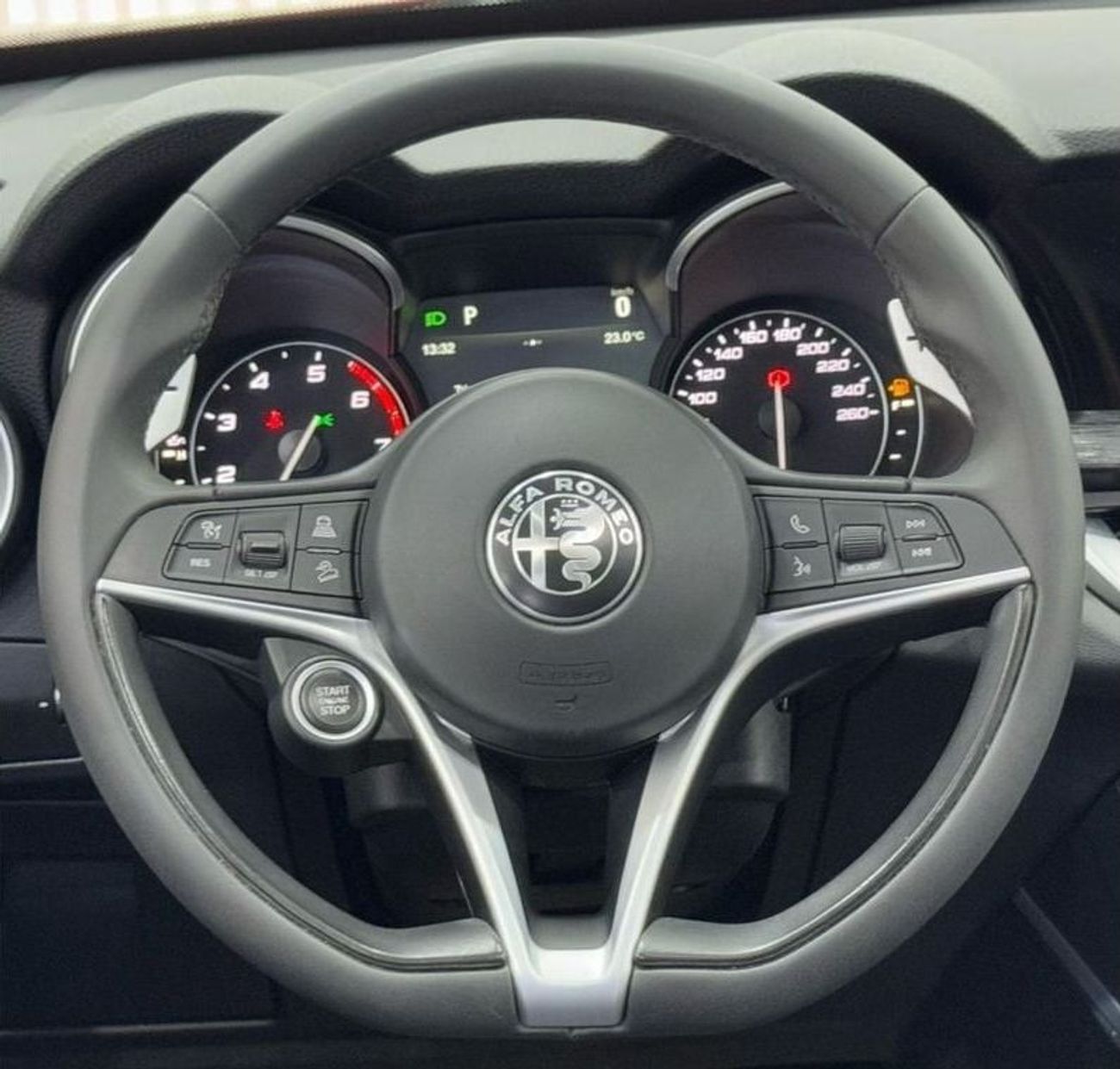 ألفا روميو ستيلفيو Super 2.0L 2020 Alfa Romeo Stelvio Q4, Warranty, Full Service History, Excellent Condition, GCC