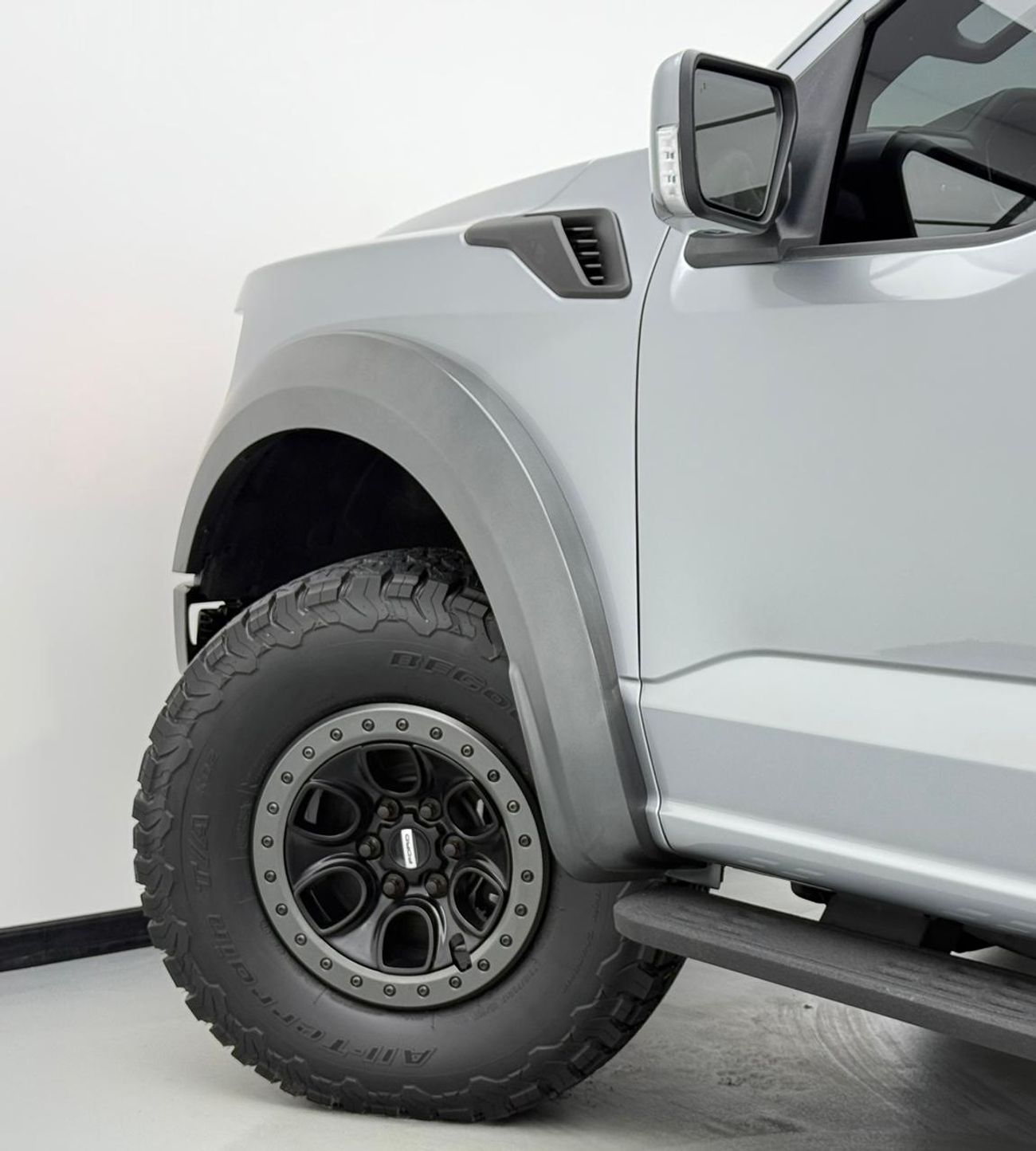 Ford F 150 Raptor 2022 Ford F150 Raptor, 2027 Ford Warranty + Service Pack, Full Ford Service History, GCC