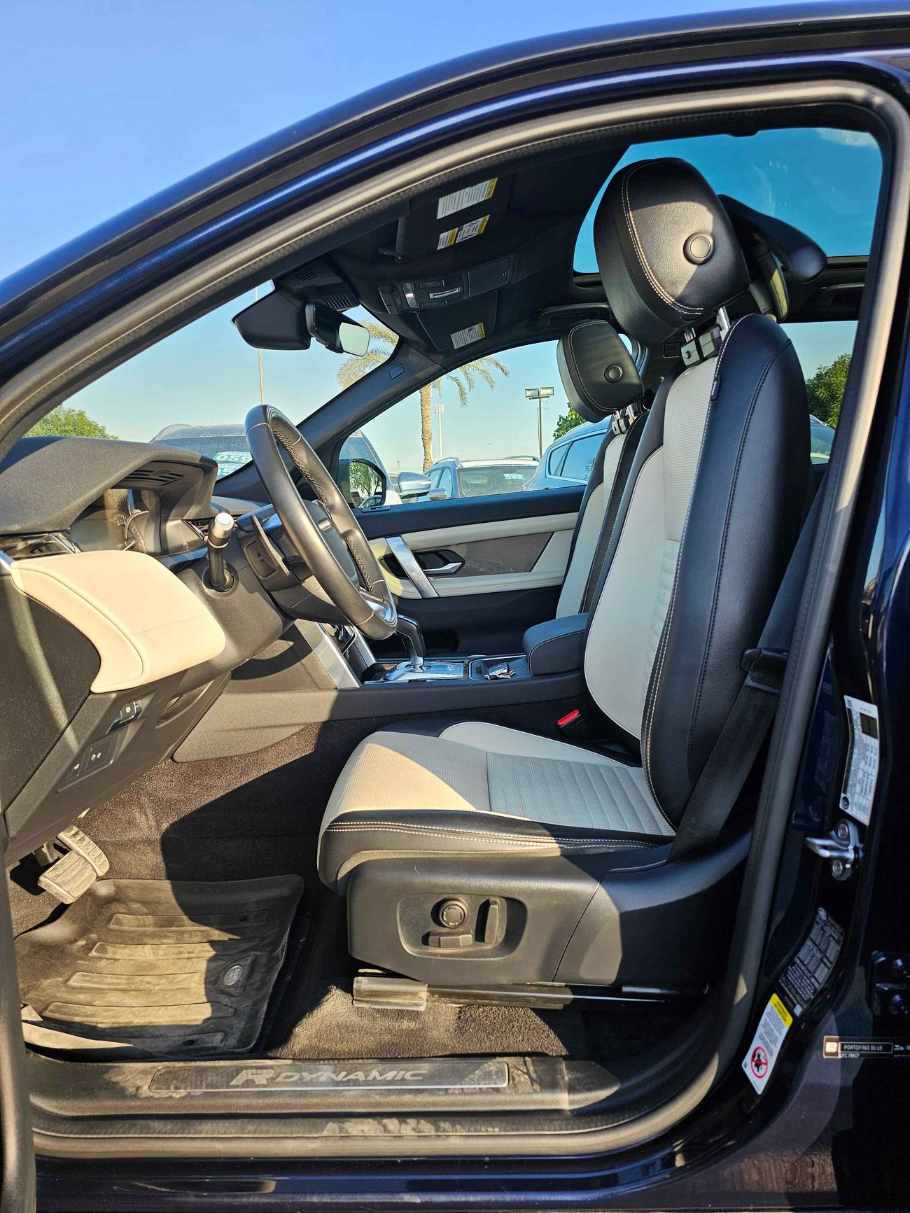 Land Rover Discovery Sport // P250 S-R DYNAMIC // 1371 AED Monthly // AWD / V4 (LOT # 42418)