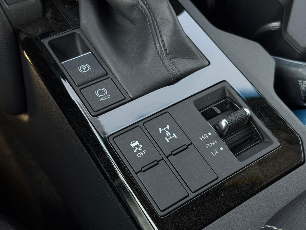 تويوتا برادو prado 2.8L 2024 turpo GCC