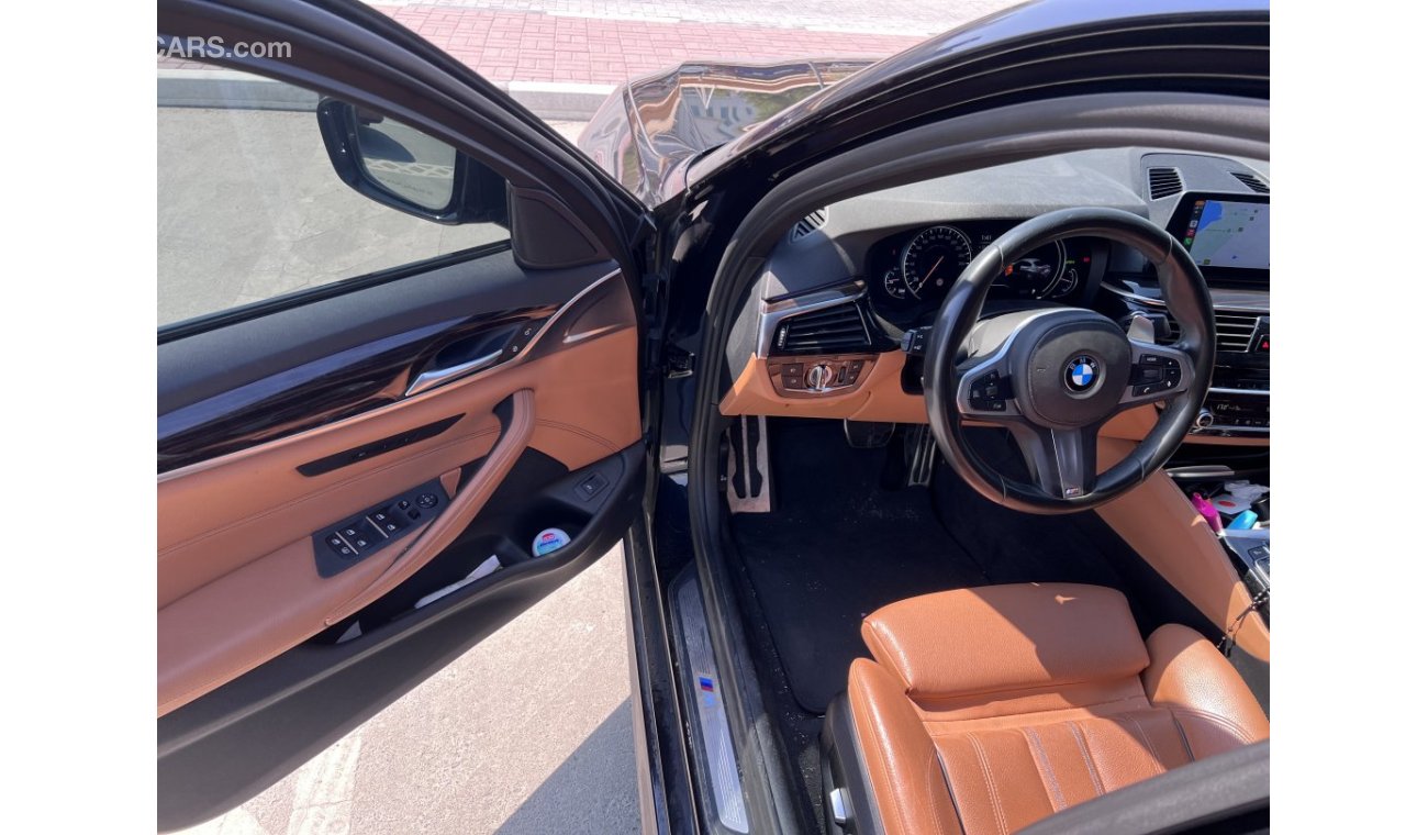 بي أم دبليو 520i 520i M Kit | Full options