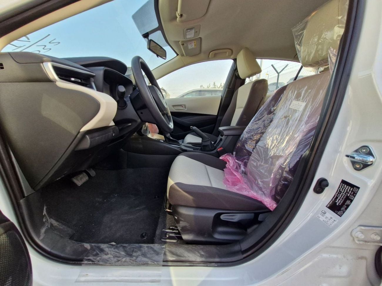 تويوتا كورولا XLI 1.6L PETROL AT XLI-E GCC BRAND NEW 0KM