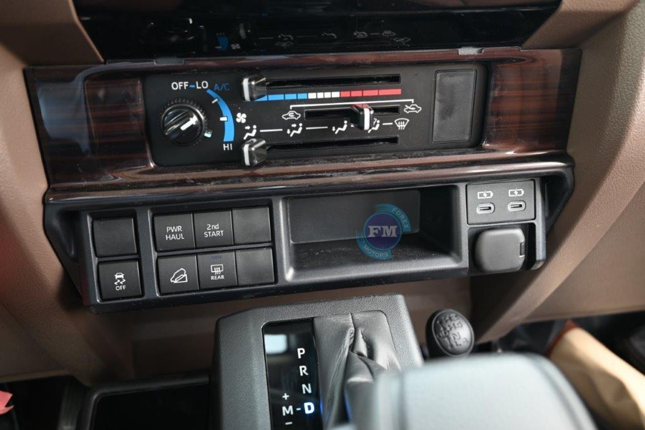 Toyota Land Cruiser 70 71 Short Wheel Base SDLX 2.8L Diesel 4WD Automatic