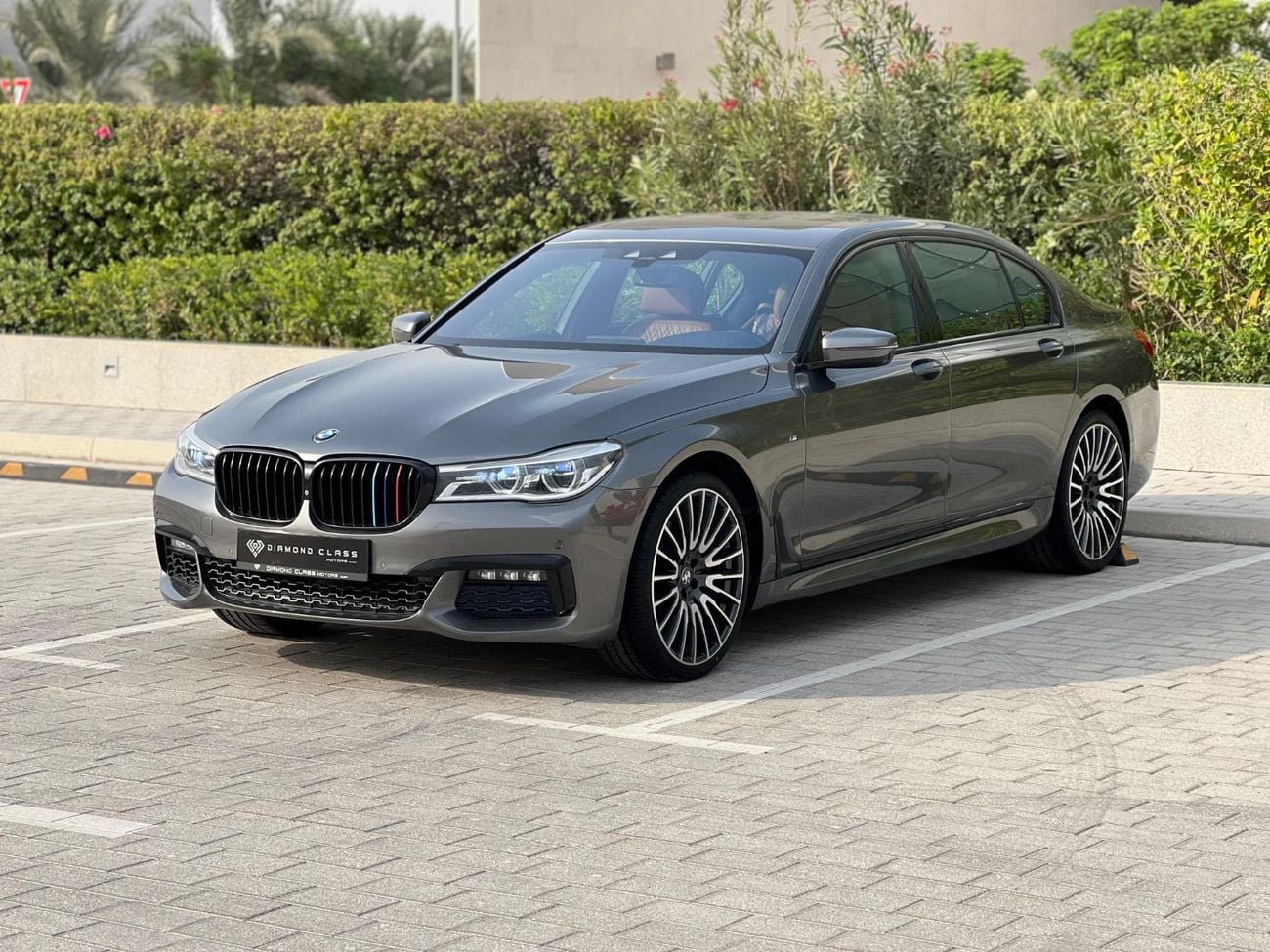 BMW 740Li M Sport 3.0L (322 HP)