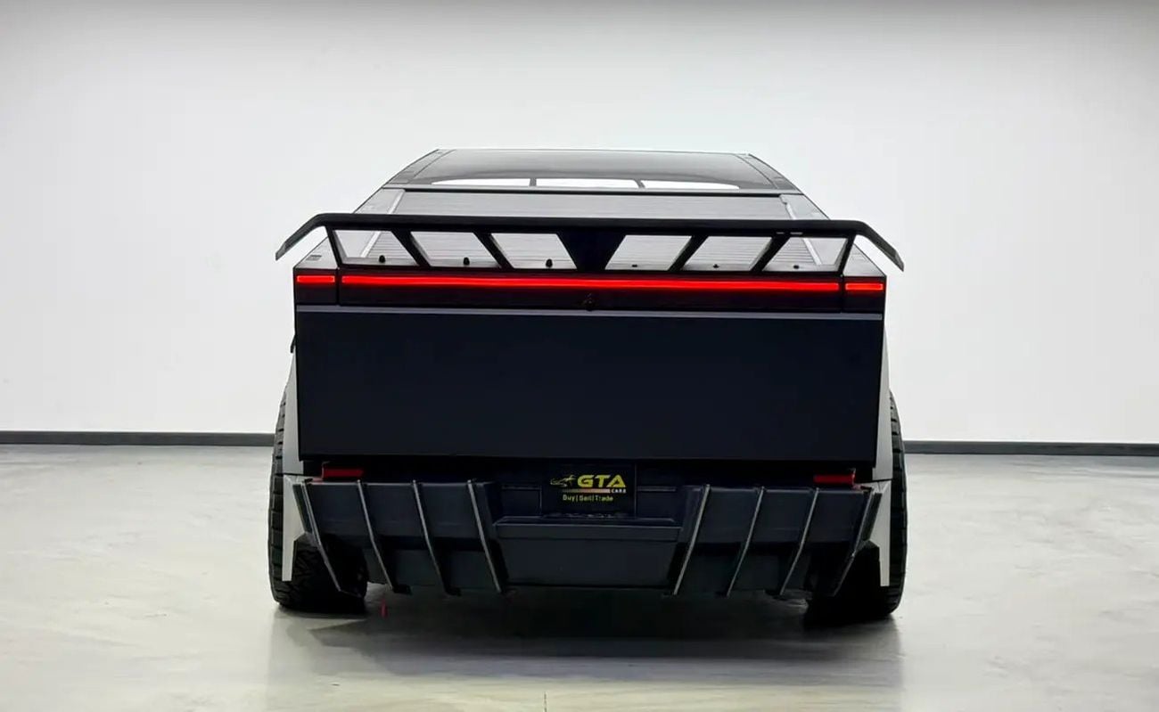 Tesla Cybertruck FOUNDATION SERIES AWD Armor Glass, Vision , Very Low Km, Fully Loaded, Excellent Condition