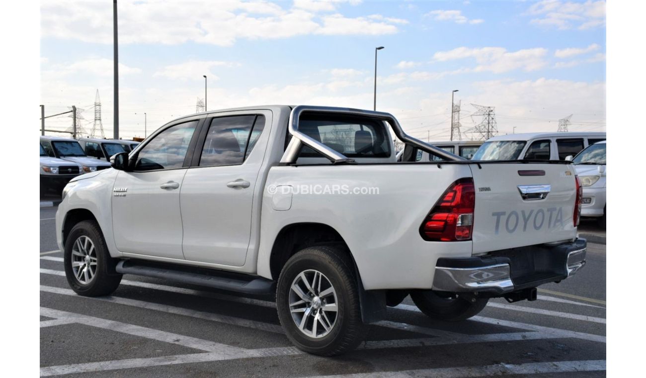 Toyota Hilux 2