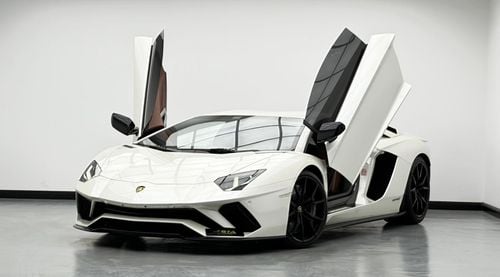 Lamborghini Aventador 2017 Lamborghini Aventador S Coupe, Lamborghini Service History, Excellent Condition, GCC