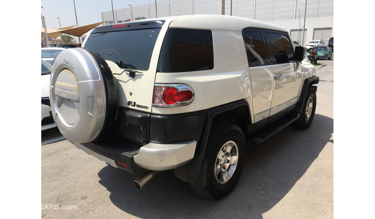 Toyota FJ Cruiser