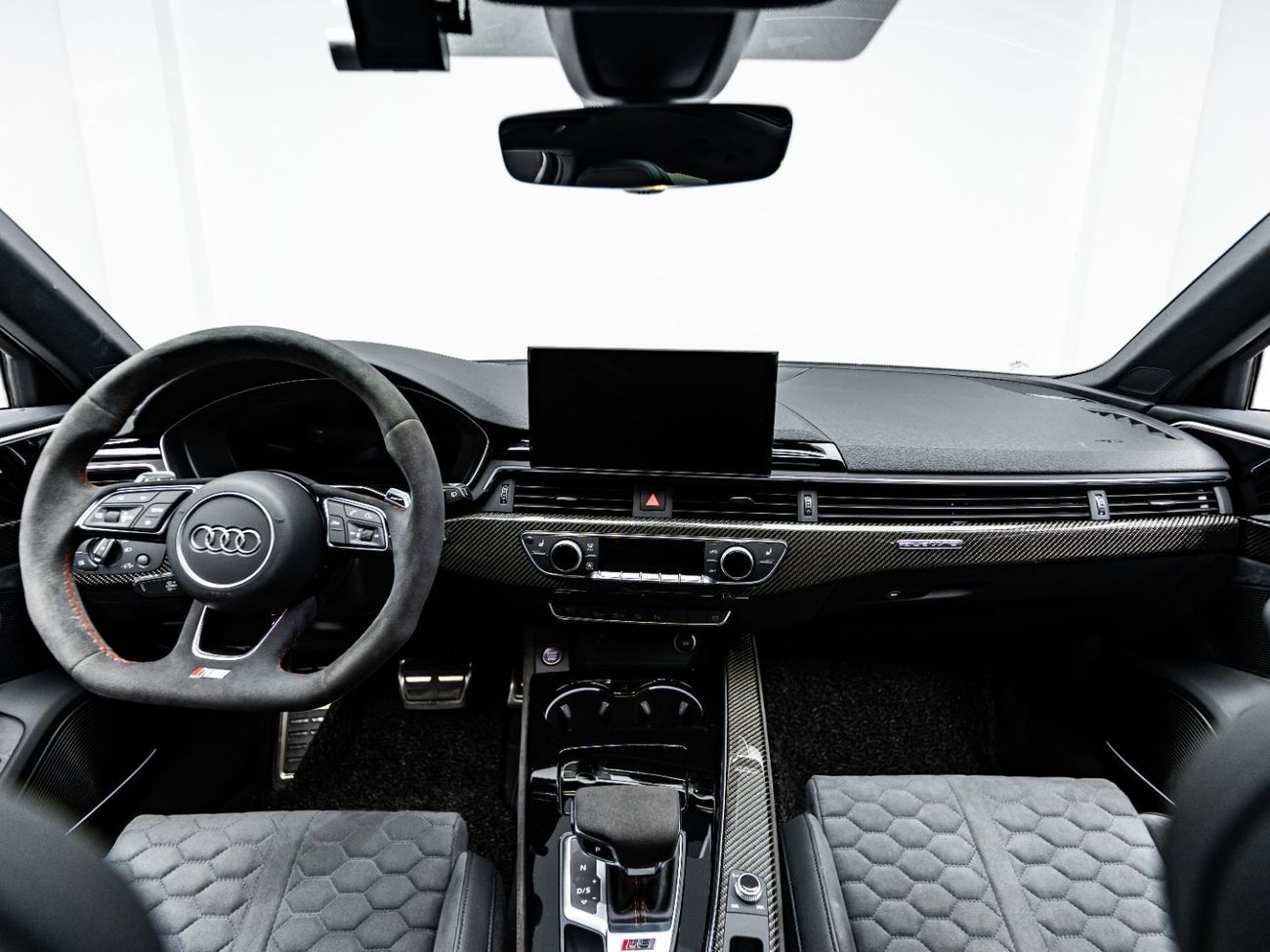 Audi RS4 2024 Audi RS4, 2027 Audi Warranty + 2029 Audi Service Contract, Carbon Bucket Seats, Low KMs, GCC