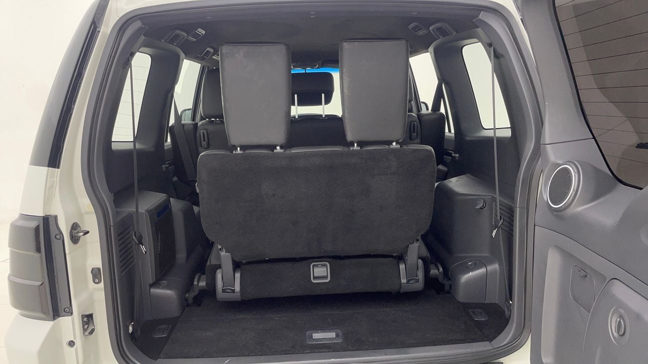 ميتسوبيشي باجيرو GLS H/L , SIGNATURE EDITION 3.8 | بدون دفعة مقدمة | اختبار القيادة في المنزل