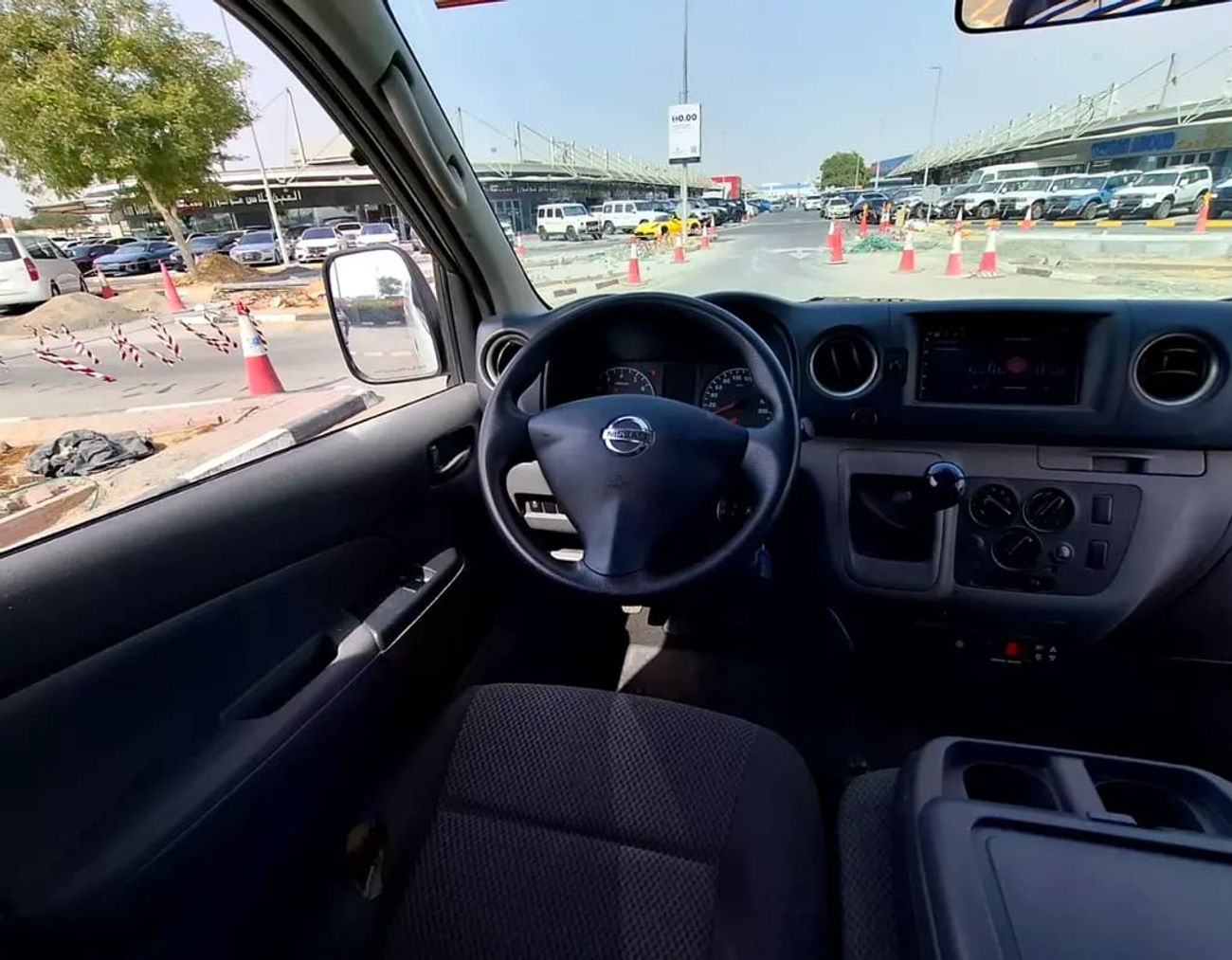 Nissan Urvan Nissan Urvan NV350