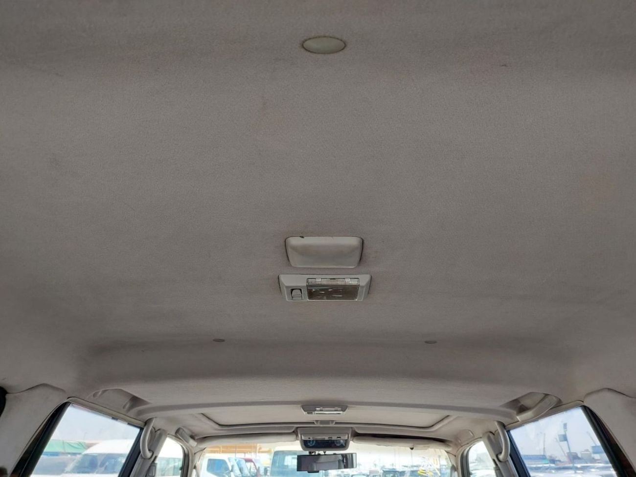 تويوتا لاند كروزر TOYOTA LAND CRUISER RIGHT HAND DRIVE(PM70888)