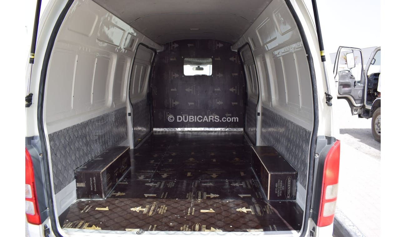 Toyota Hiace GL - High Roof LWB Toyota Hiace Highroof Van, Model:2016. Excellent condition