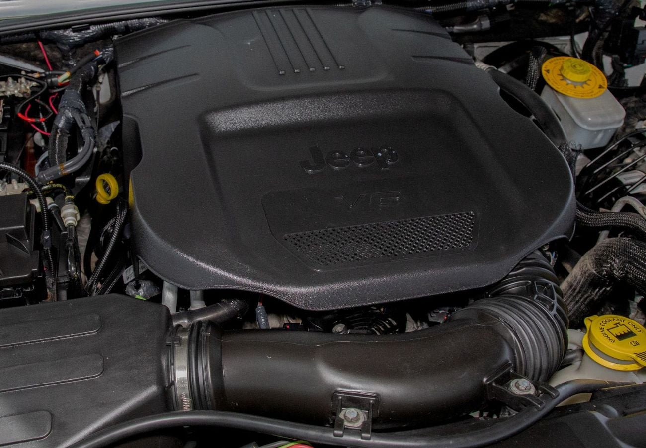 Jeep Wrangler Sport 3.6L A/T