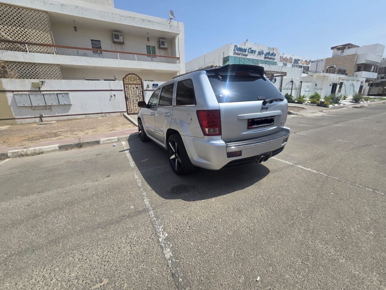 جيب جراند شيروكي SRT