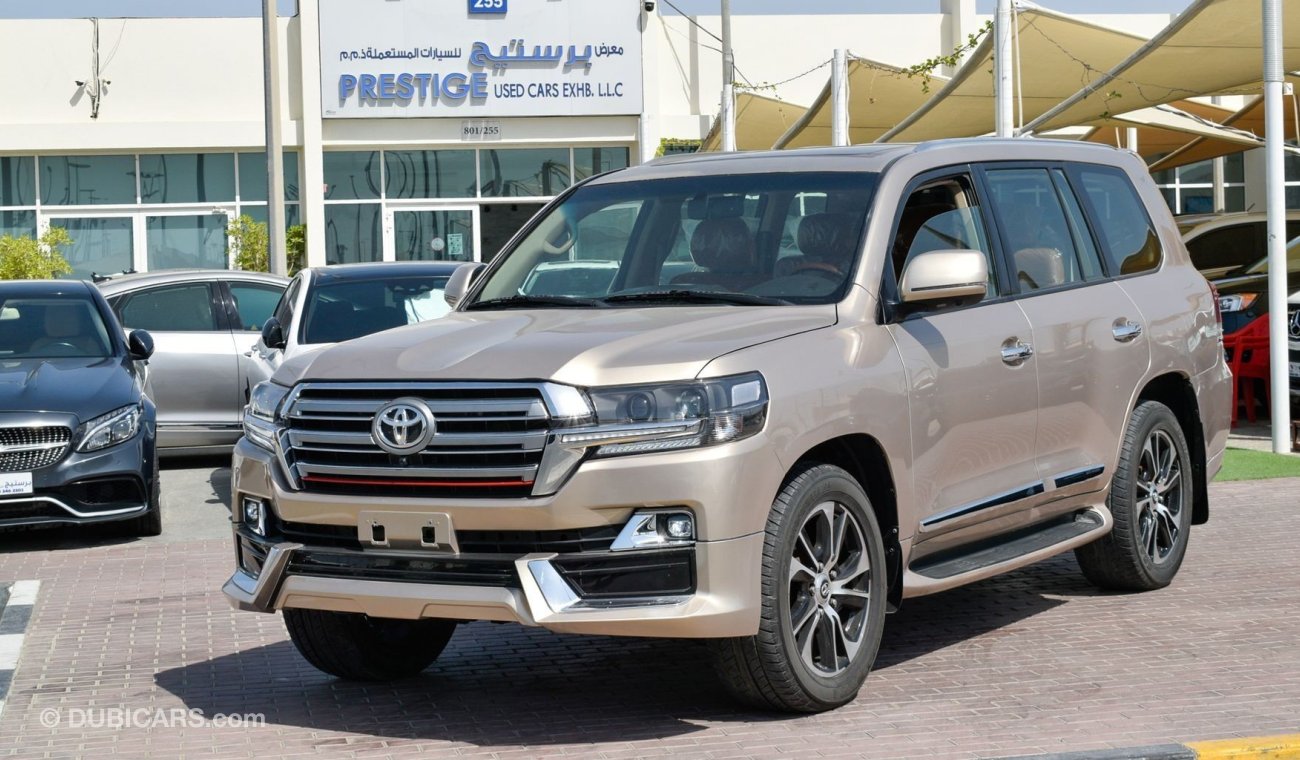 تويوتا لاند كروزر GXR V6 Facelift 2020