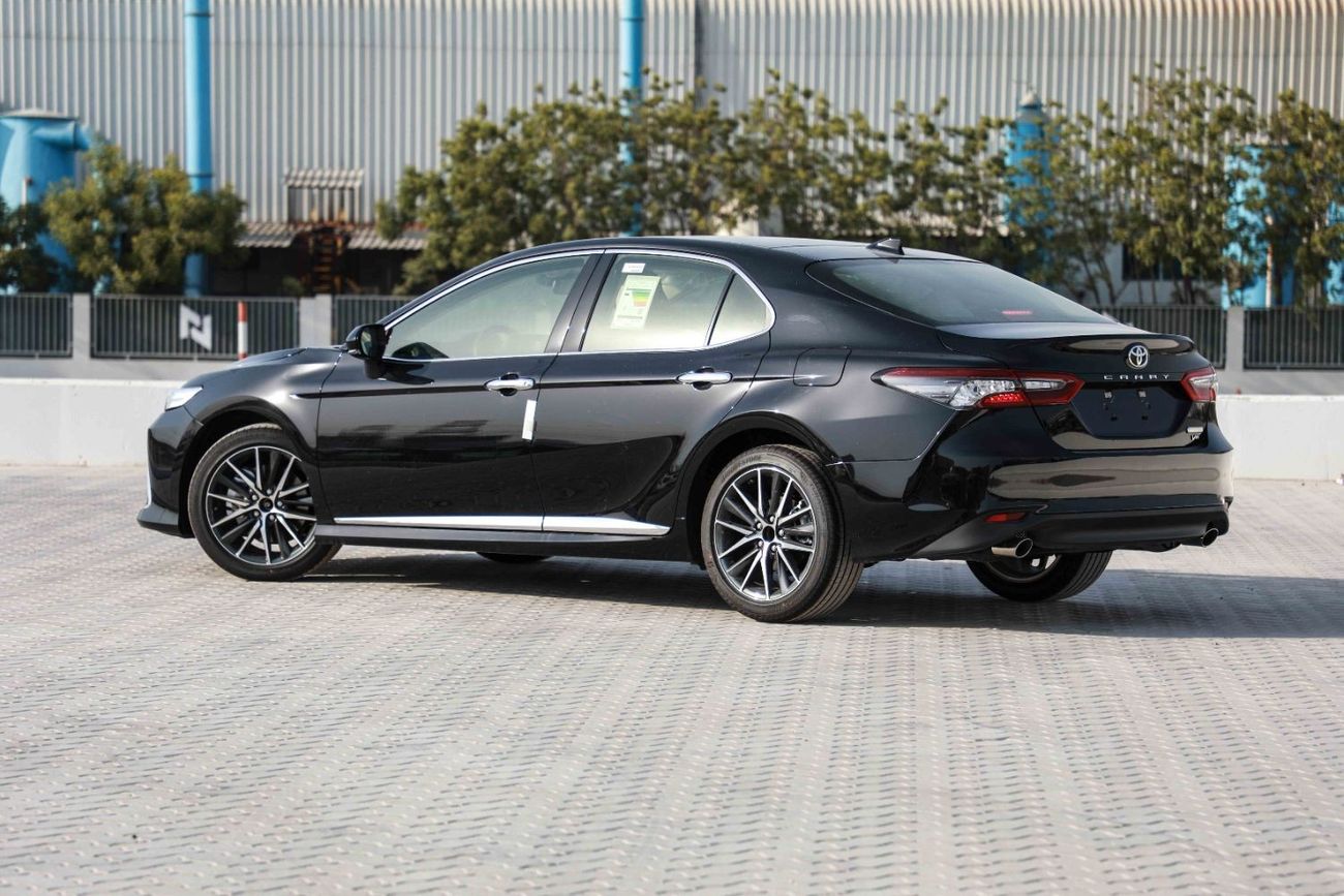 تويوتا كامري تويوتا كامري 3.5 2024 - اسود اتيتيود من الداخل بيج | تصدير فقط