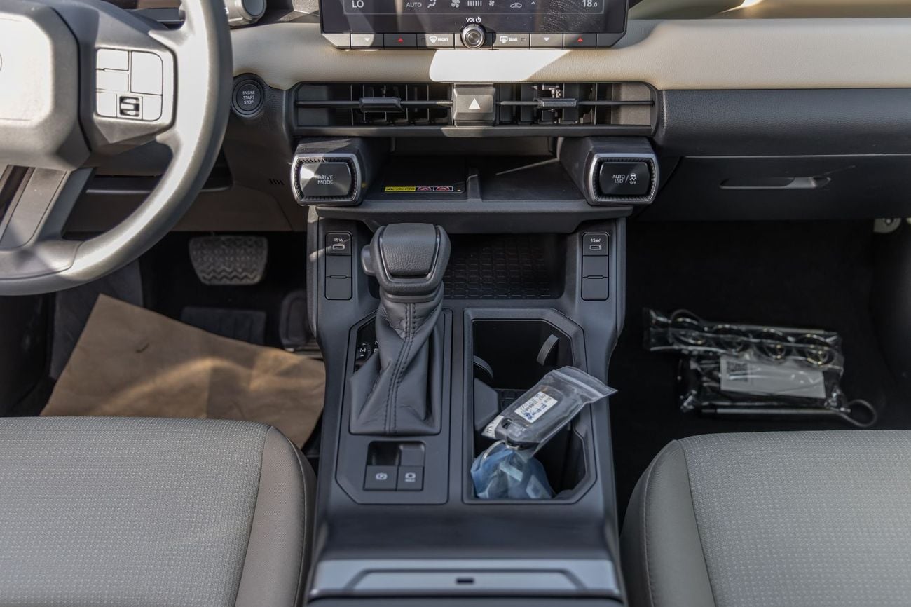 تويوتا راف ٤ GXR Toyota RAV4 LE | GCC Specs | V4 | FWD | 2.0L | 2026