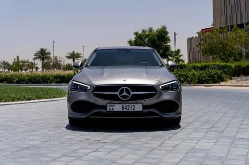 مرسيدس بنز C 200 PREMIUM