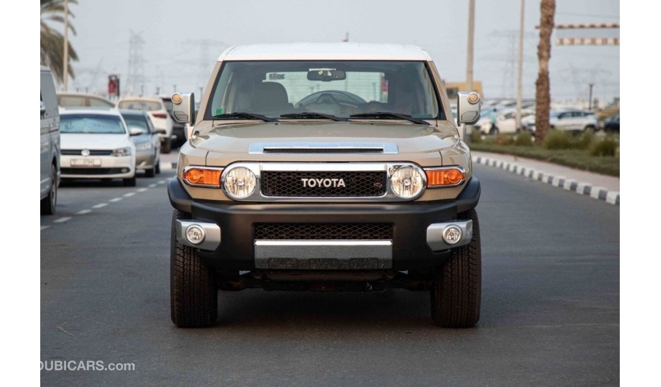 تويوتا إف جي كروزر 2023 Toyota FJ Cruiser 4.0 JBL - Beige white Dual ton Inside Black