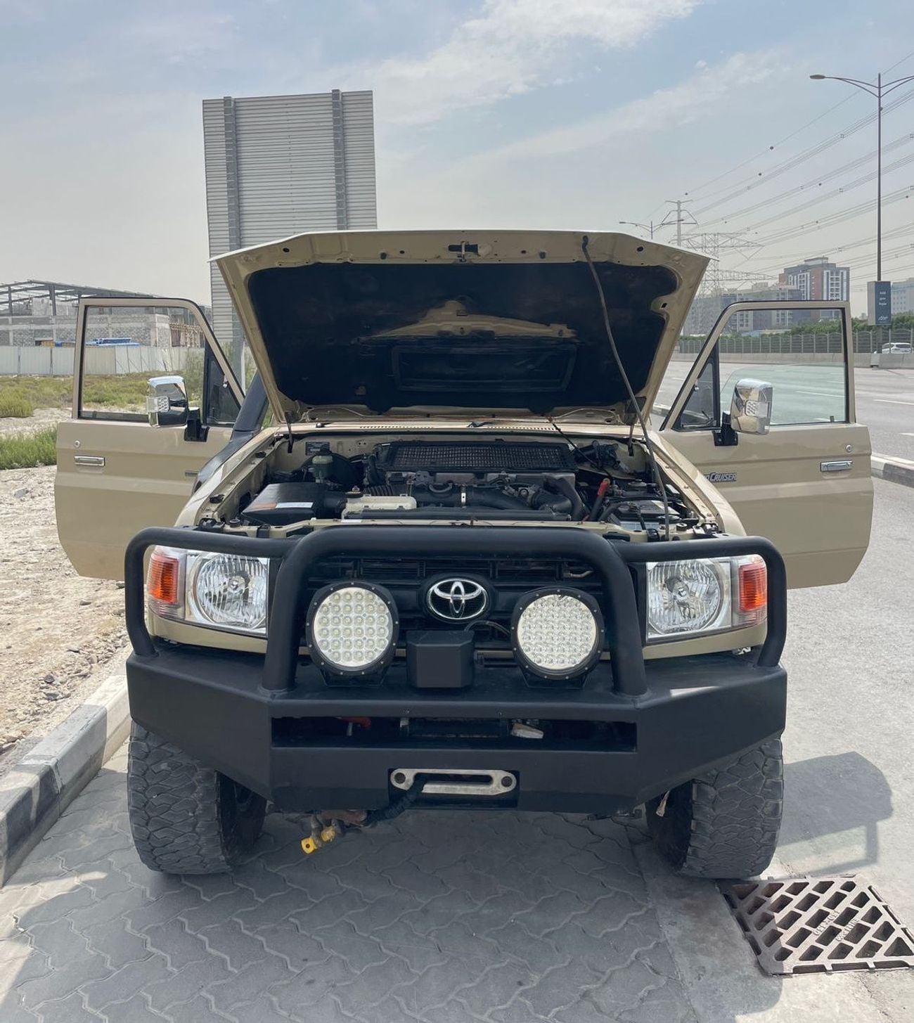 تويوتا لاند كروزر RIGHT HAND DRIVE ONLY FOR EXPORT 4WD 4.5L