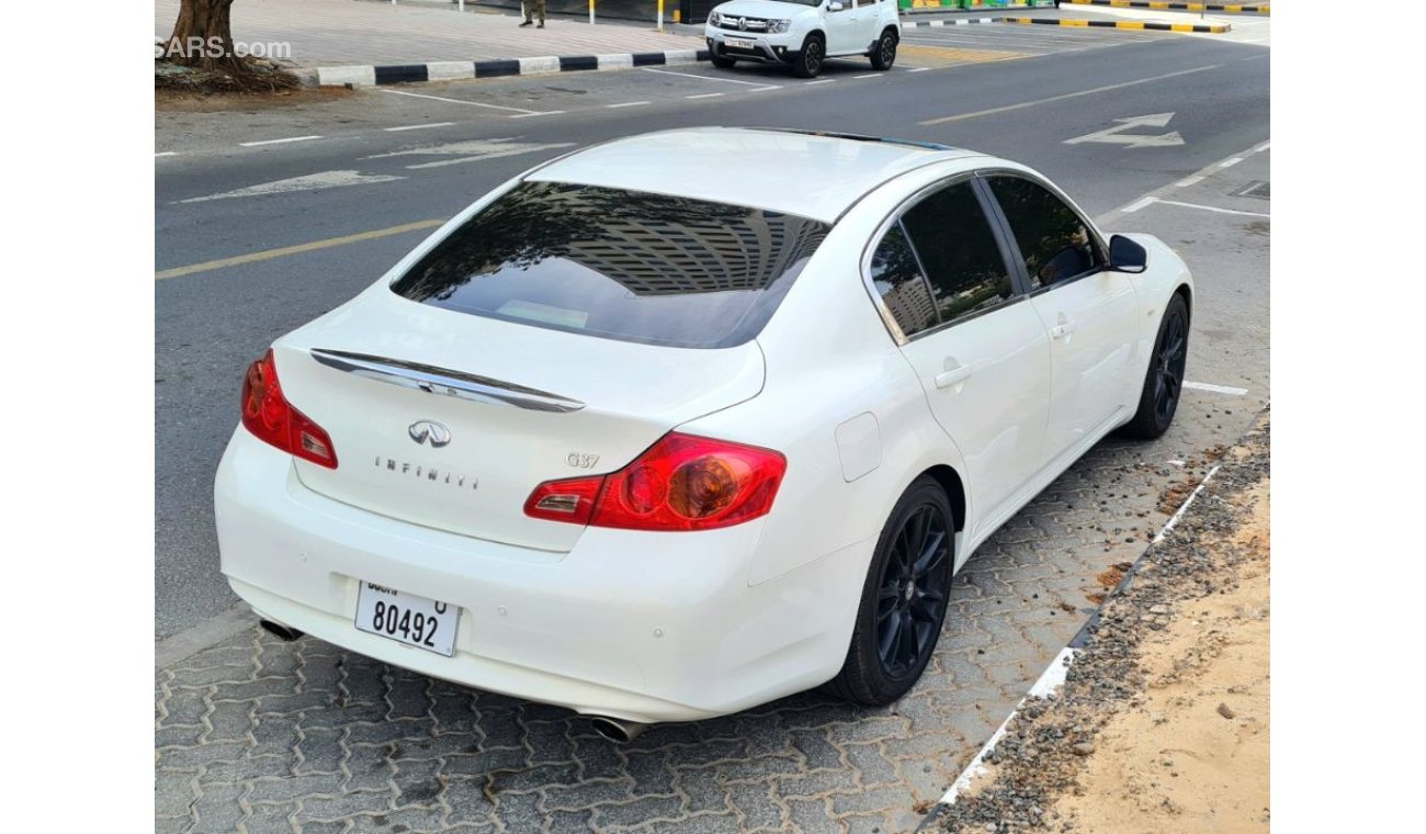 Infiniti G37 INFINITI G37  GCC 2013 FULL OPTION